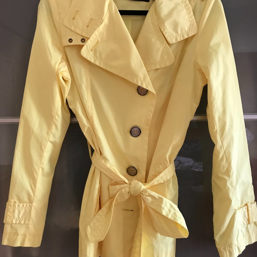 Spring coats, size S